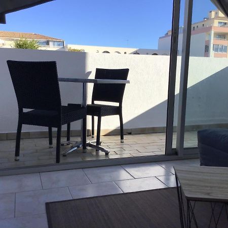 Studio moderne classe 2 dans marina proche mer et etang - lit wifi fibre et parking privé Sète Exterior foto